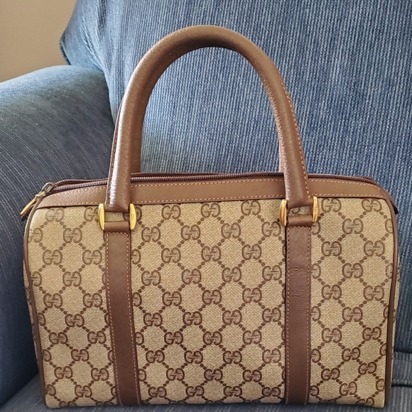 ๐ SOLD ๐ Gucci Vintage Boston Bag - Picture 3 of 14